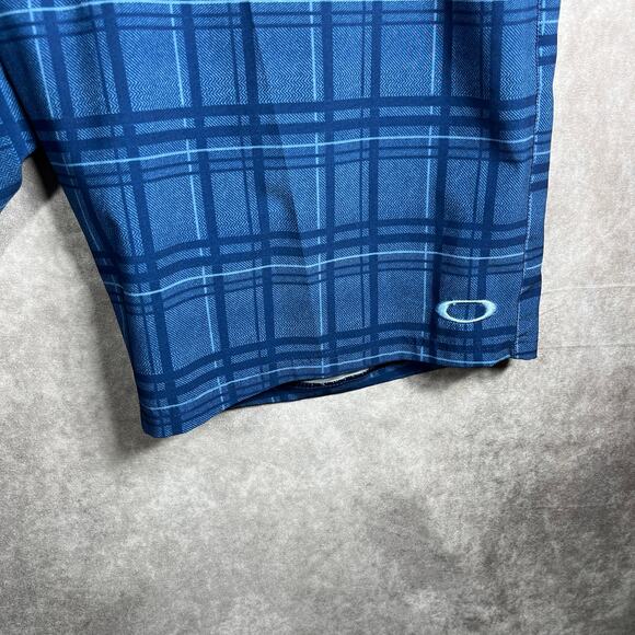 Oakley Hybrid Performance Shorts Mens 38W Blue Plaid Chino Flat Front Outdoor‎ - Picture 3 of 8